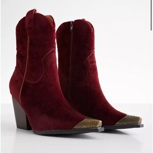Oasis Society Red Western Ankle Boots Metal Toe Cap Size 9